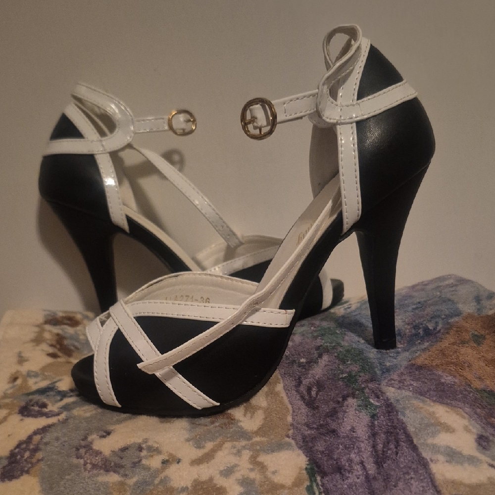 Chic Black and White Heels for Every Occasion